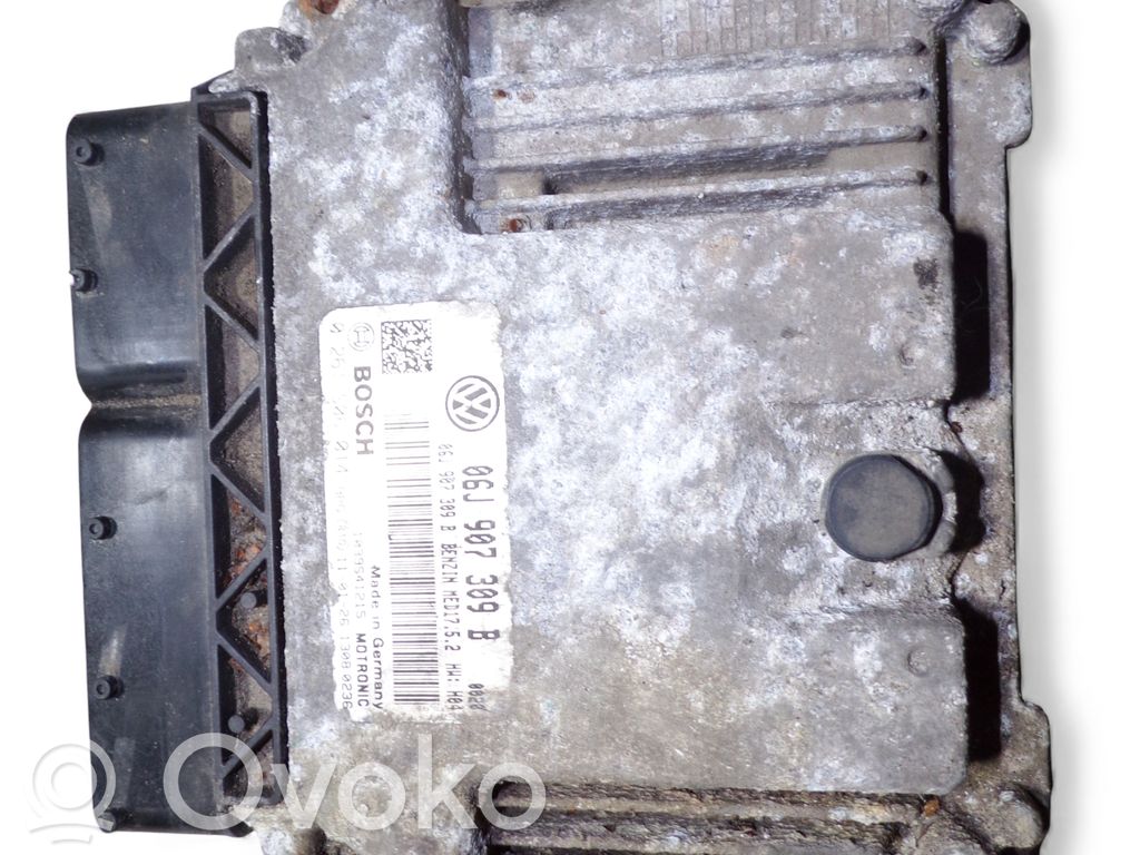 Volkswagen PASSAT B7 Engine control unit/module 