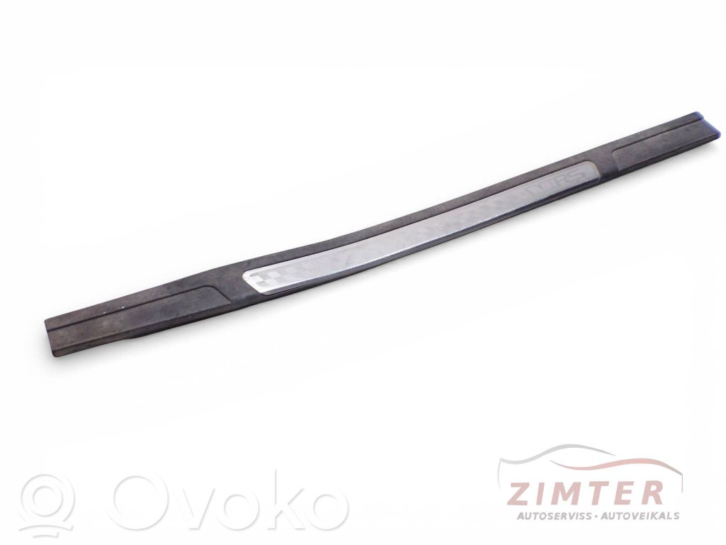 Skoda Octavia Mk2 (1Z) Etuoven kynnyksen suojalista 
