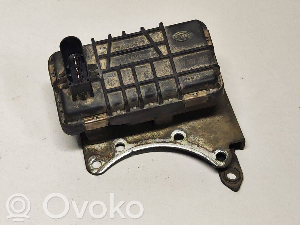 Turboahtimen sähkökäyttöinen käyttölaite