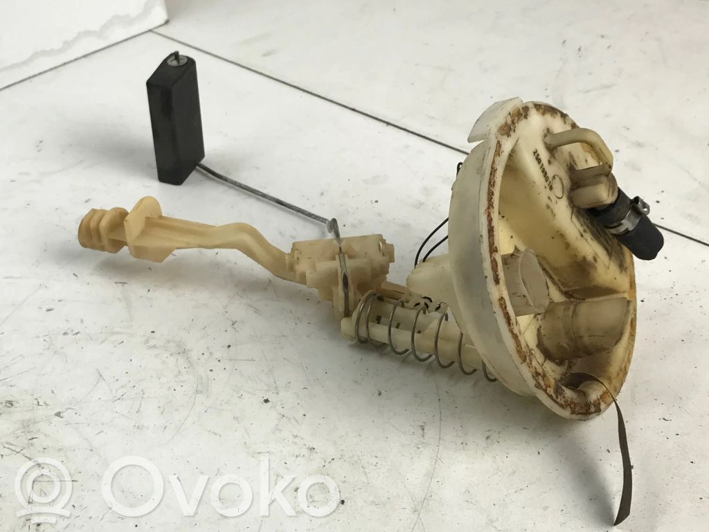 BMW 5 E39 Fuel level sensor 