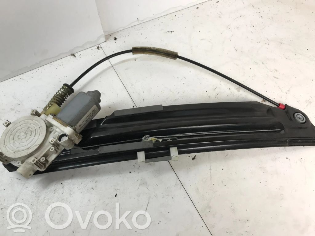 BMW 5 E39 Asa reguladora de la puerta trasera 