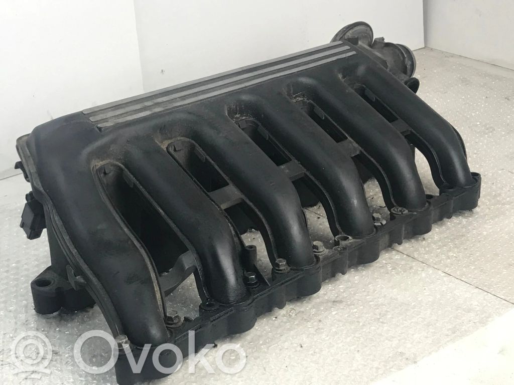 BMW 5 E39 Kolektorius įsiurbimo 