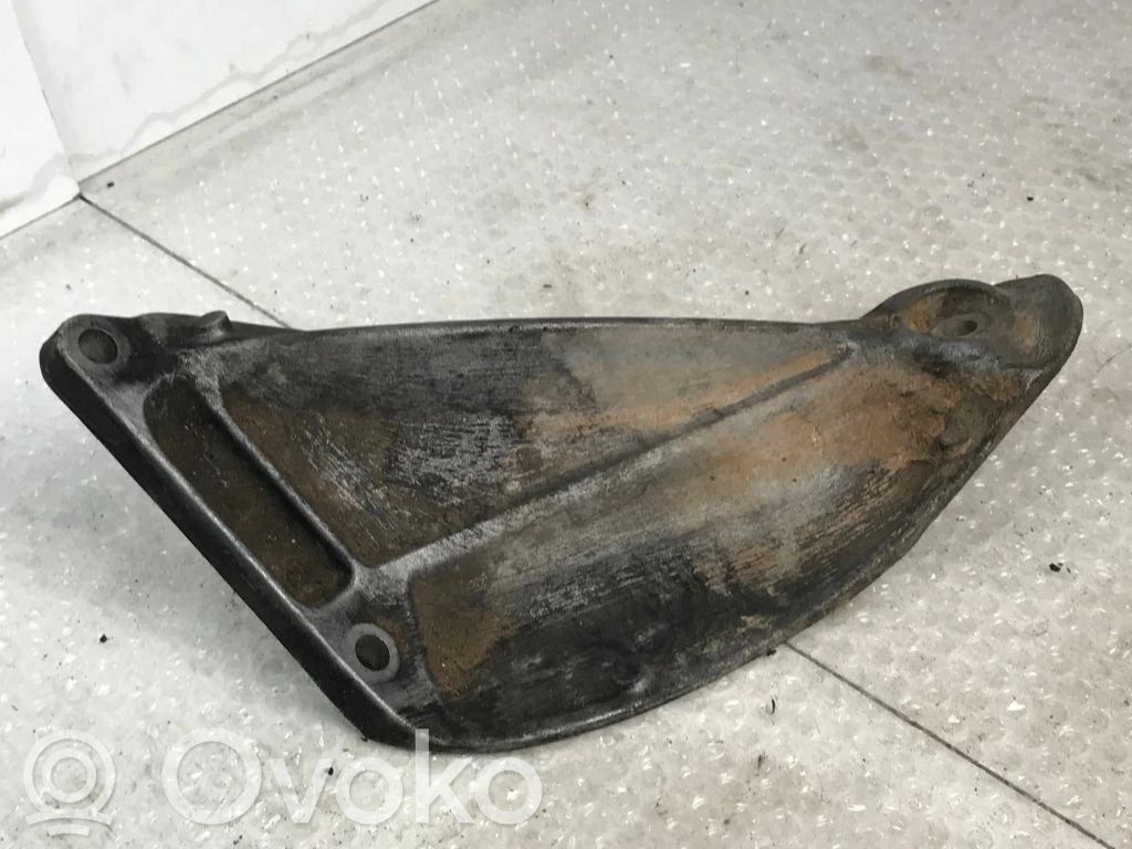 BMW 5 E60 E61 Engine mounting bracket 