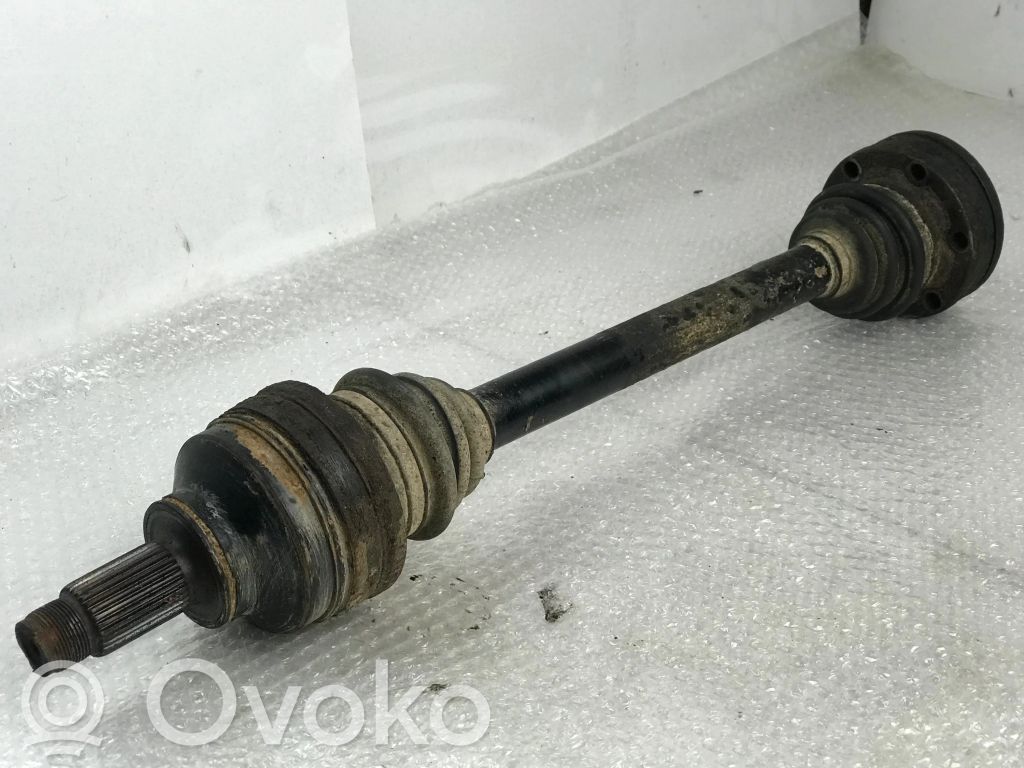 BMW 5 E39 Galinis pusašis 