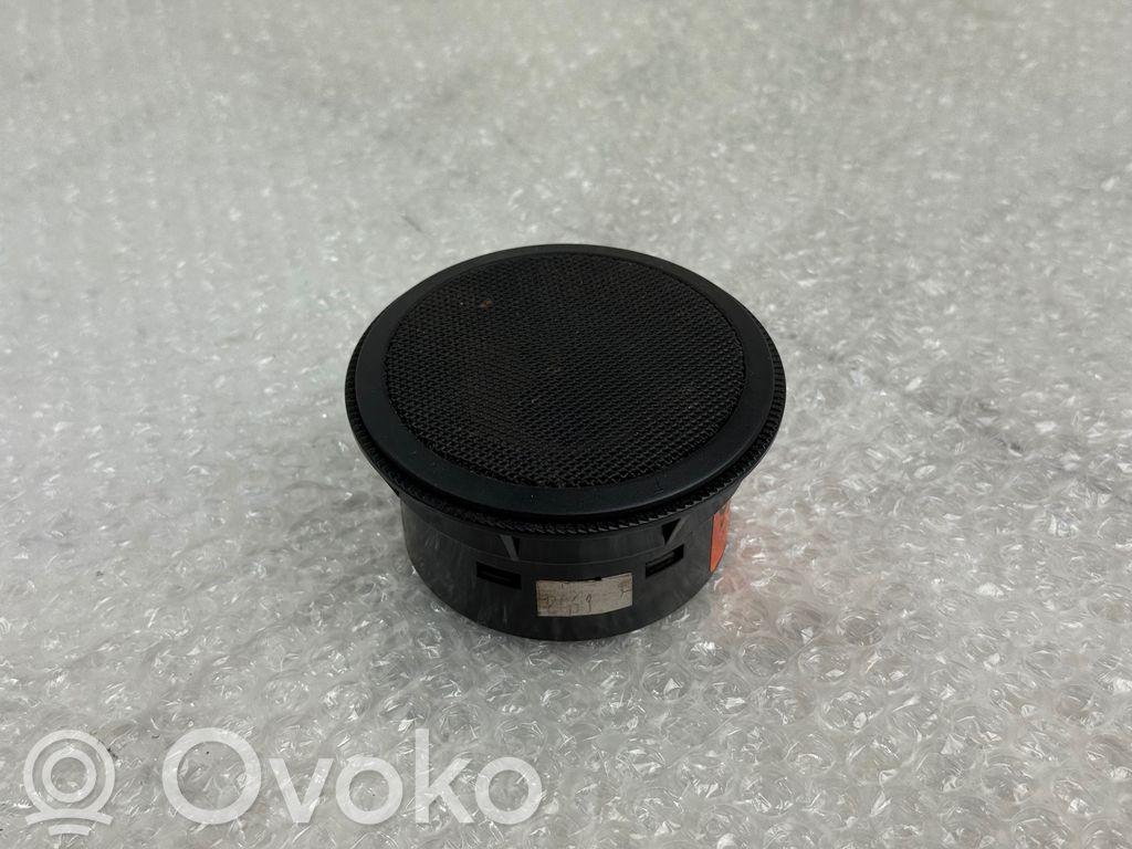 BMW 3 E46 Front door speaker 