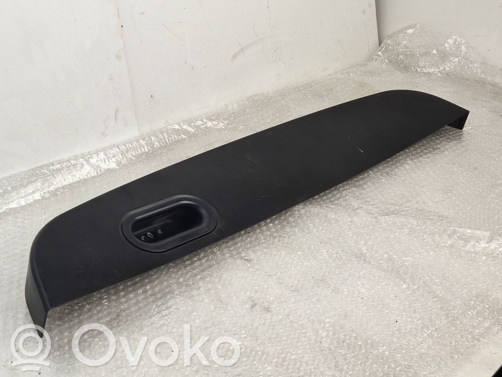 BMW 5 E39 Tailgate trim 