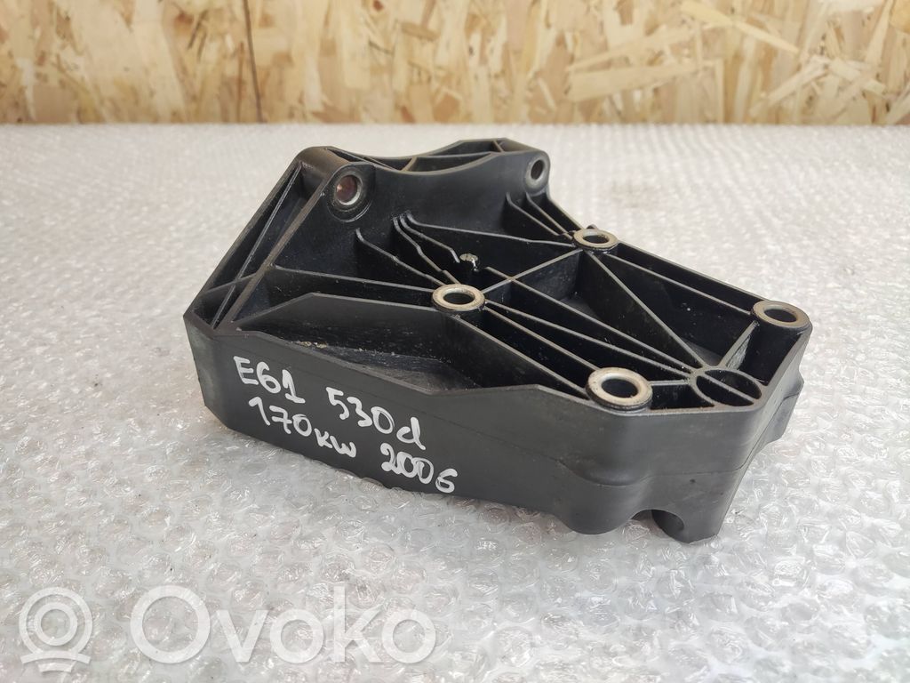 BMW 5 E60 E61 A/C compressor mount bracket 