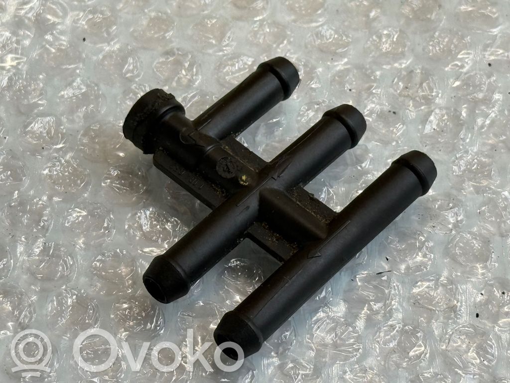 BMW 5 E39 Fuel splitter 
