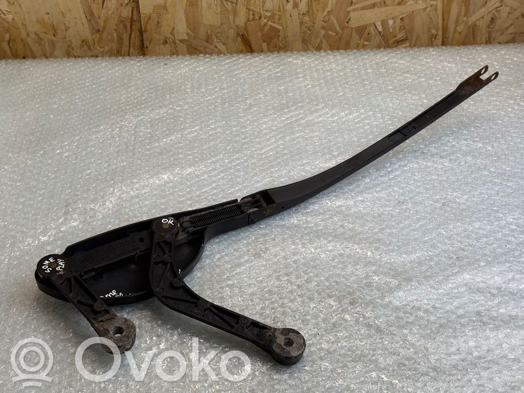 BMW 5 E39 Ramię wycieraczki szyby przedniej / czołowej 