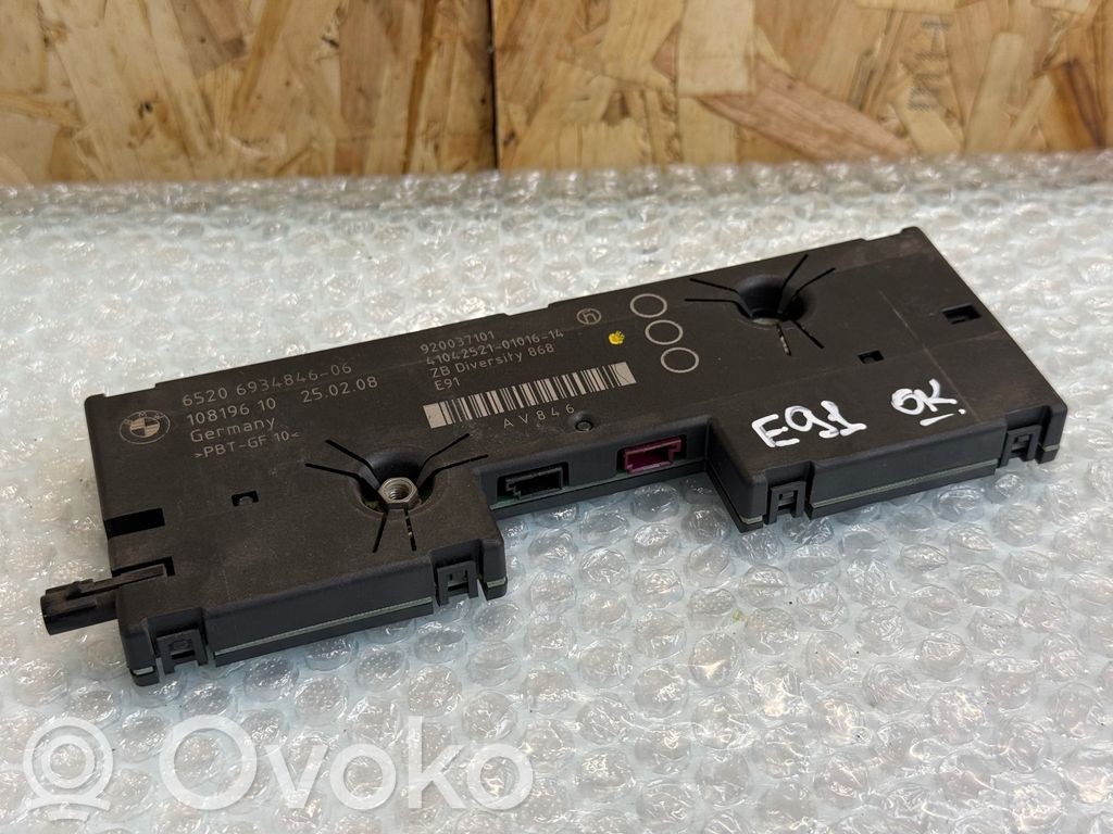 BMW 3 E90 E91 Antenos stiprintuvas 