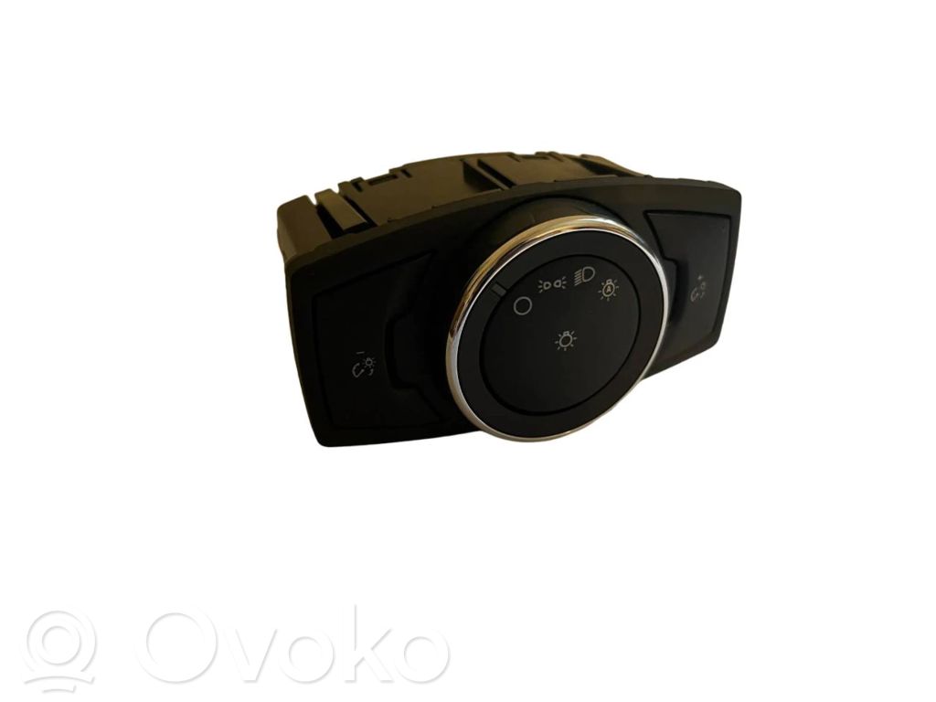 Ford Mustang VI Light switch 
