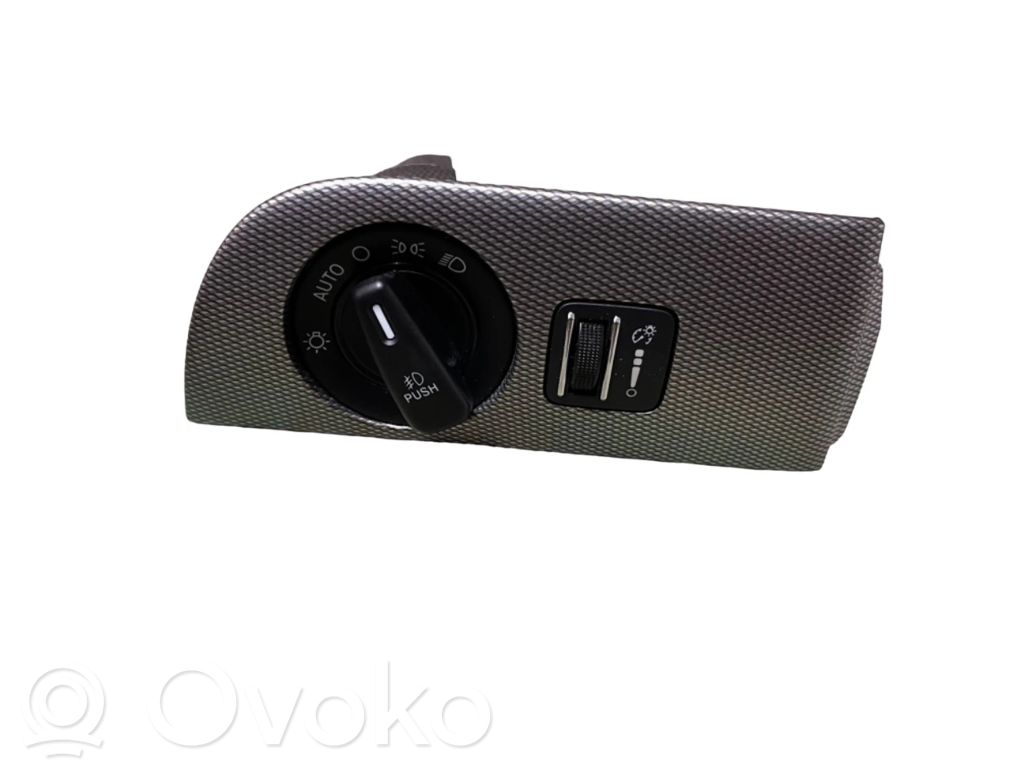 Panelės apdaila   X70004603RM,04602891AE,10014778