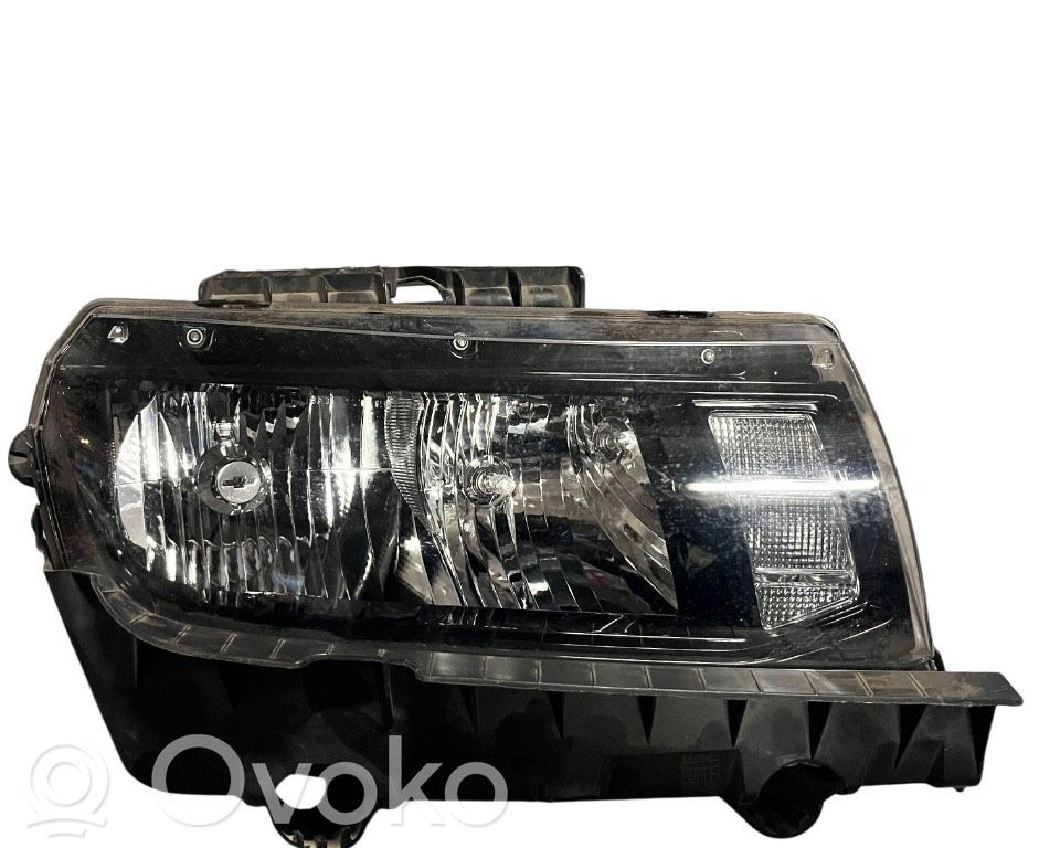 Chevrolet Camaro Lampa przednia 