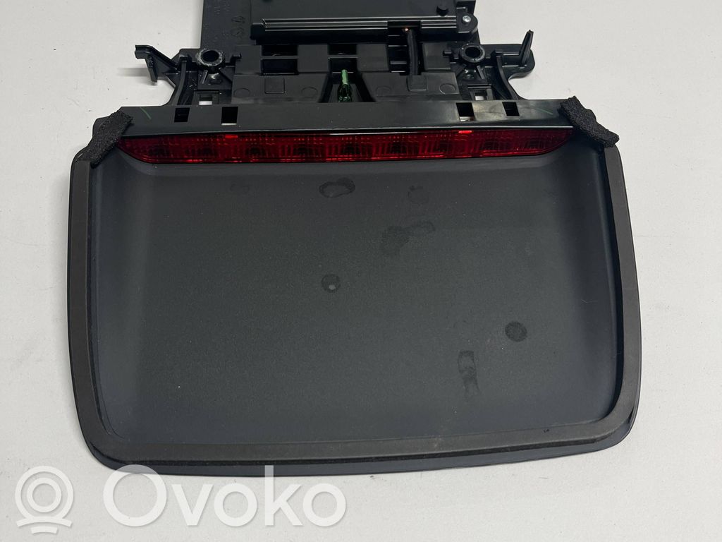 Dodge Charger Third/center stoplight 