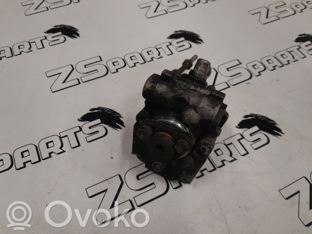 Power steering pump   6756175