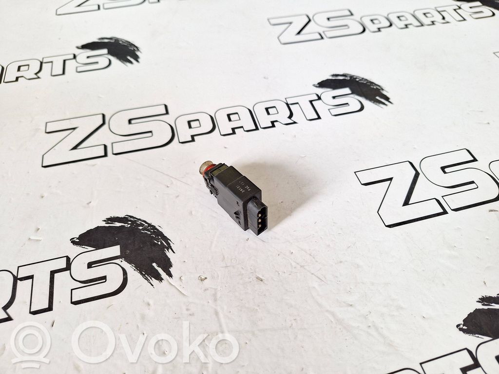 BMW 3 E36 Brake pedal sensor switch 