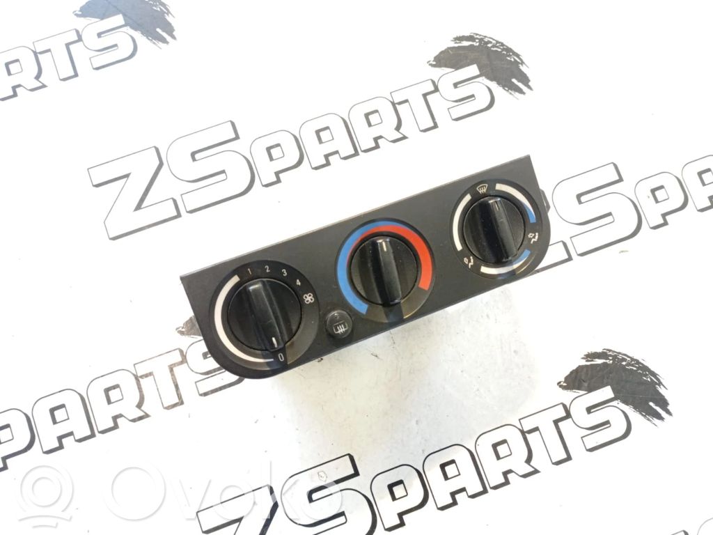 BMW 3 E36 Climate control unit 