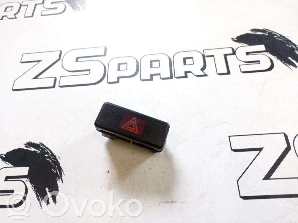 Hazard light switch   8350947