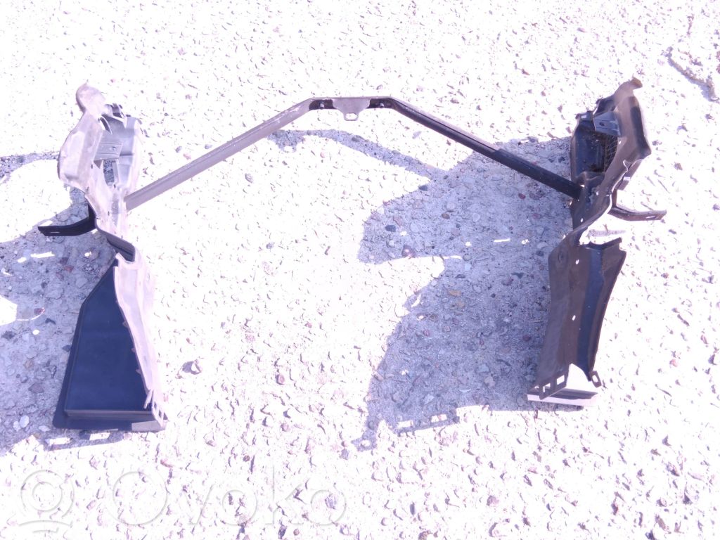 BMW 5 E60 E61 Halterung Schlossträger Frontträger Frontmaske 