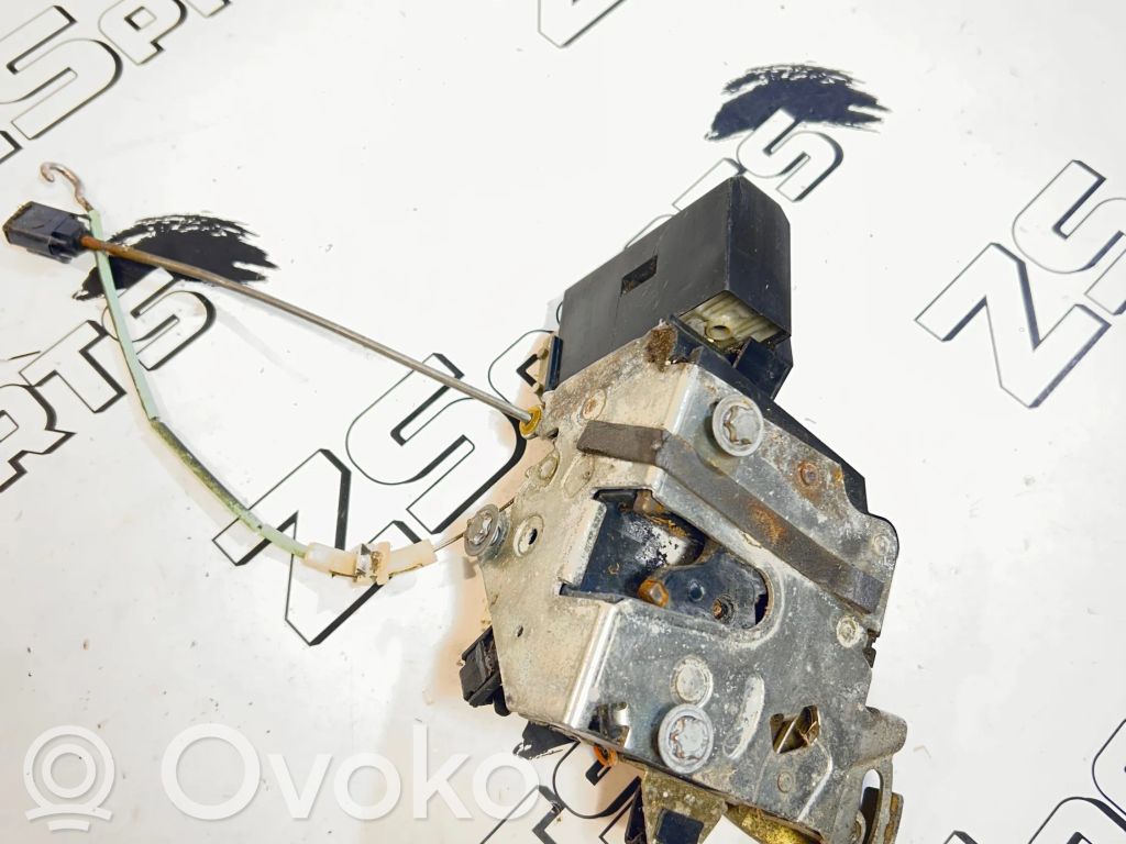 BMW 7 E38 Front door lock 