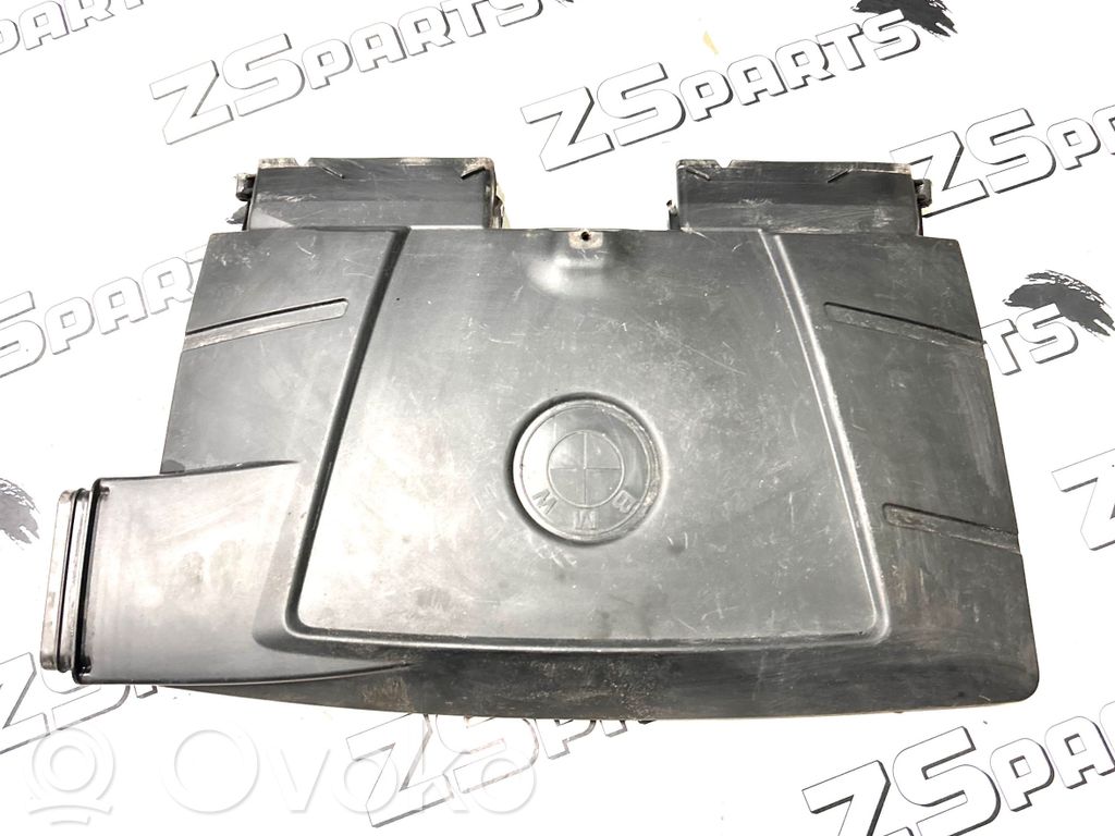 BMW 3 E90 E91 Air intake duct part 