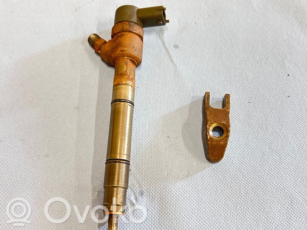 KIA Cerato Inyector de combustible 