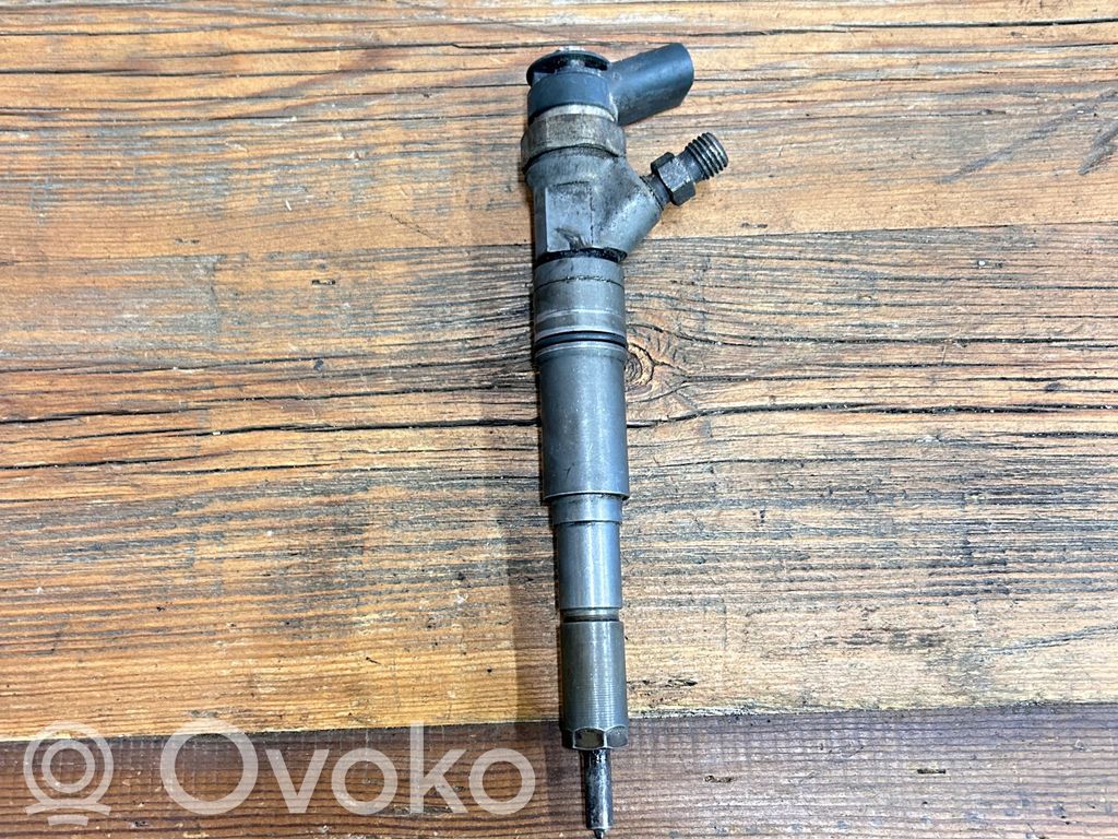 Fuel injector   7790629,0445110249