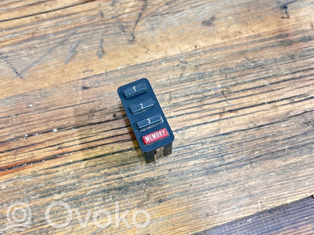 Seat control switch   1374222,61311374222
