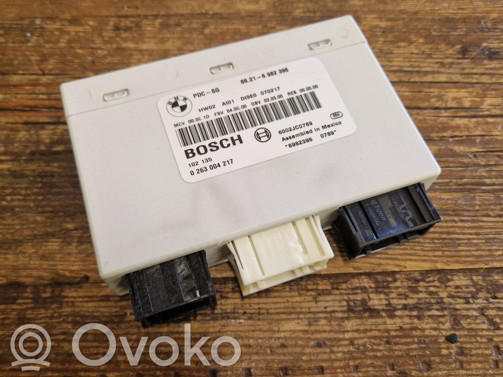 BMW 3 E90 E91 Pysäköintitutkan (PCD) ohjainlaite/moduuli 