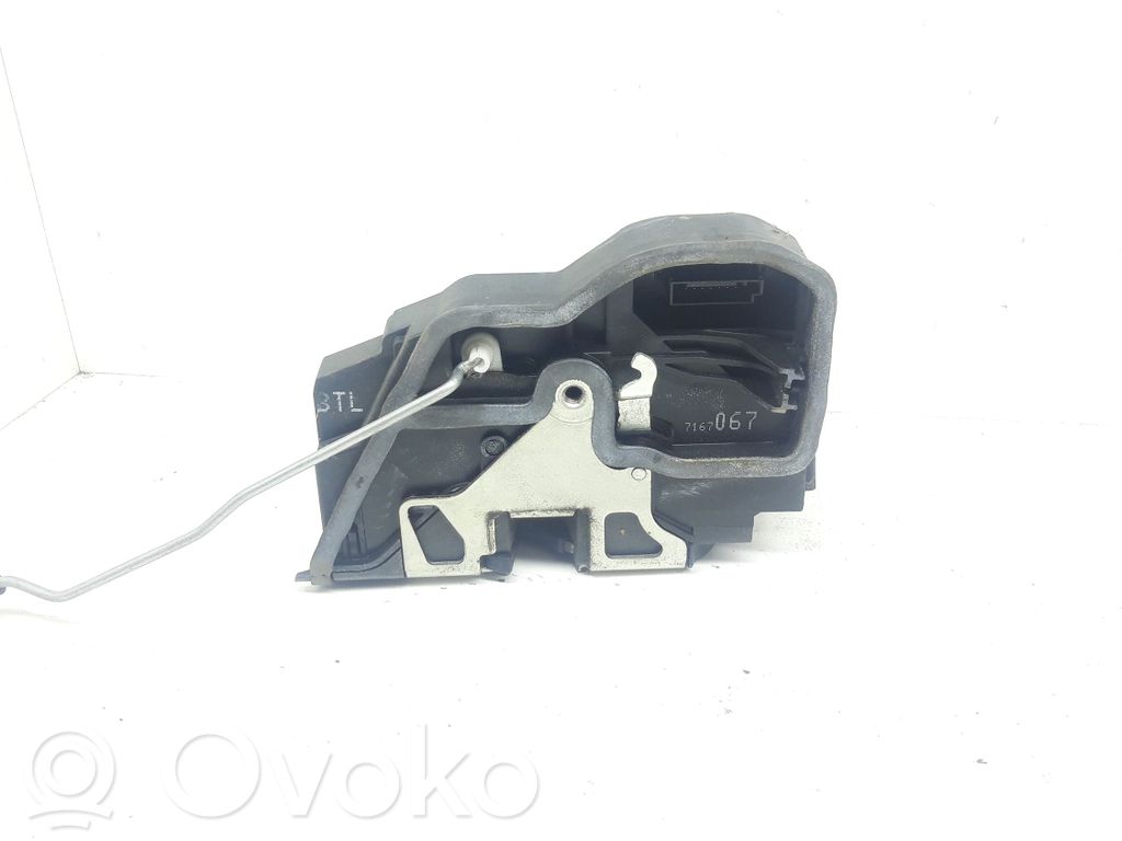 BMW 1 E81 E87 Etuoven lukko 