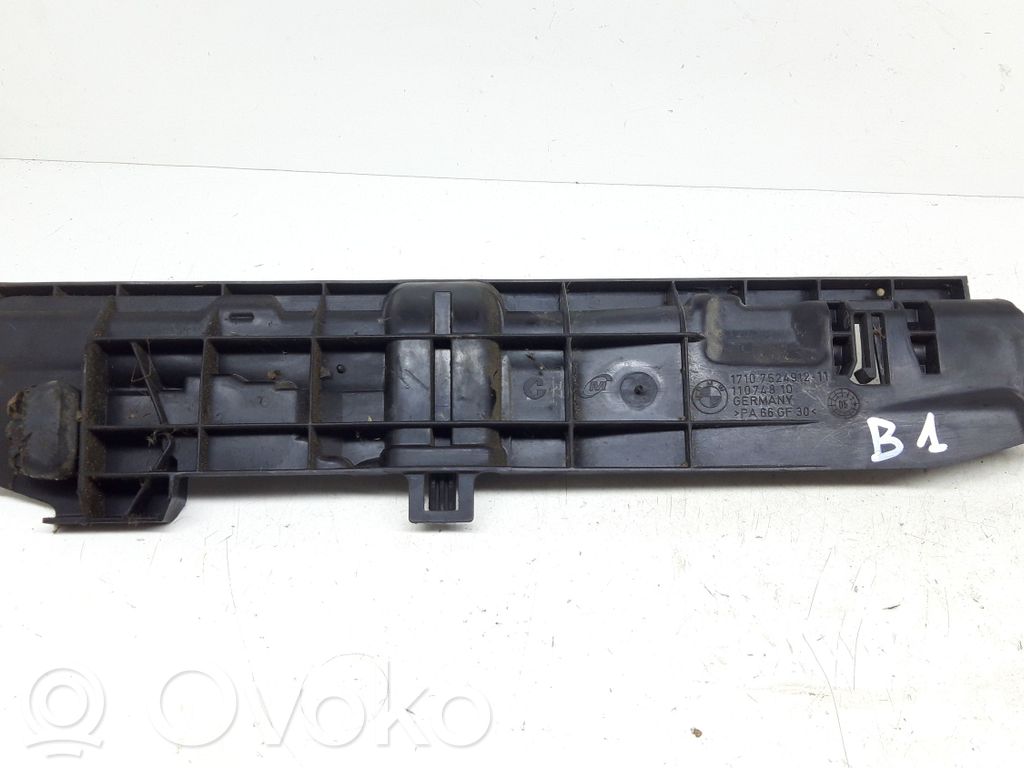BMW 1 E81 E87 Radiator mount bracket 
