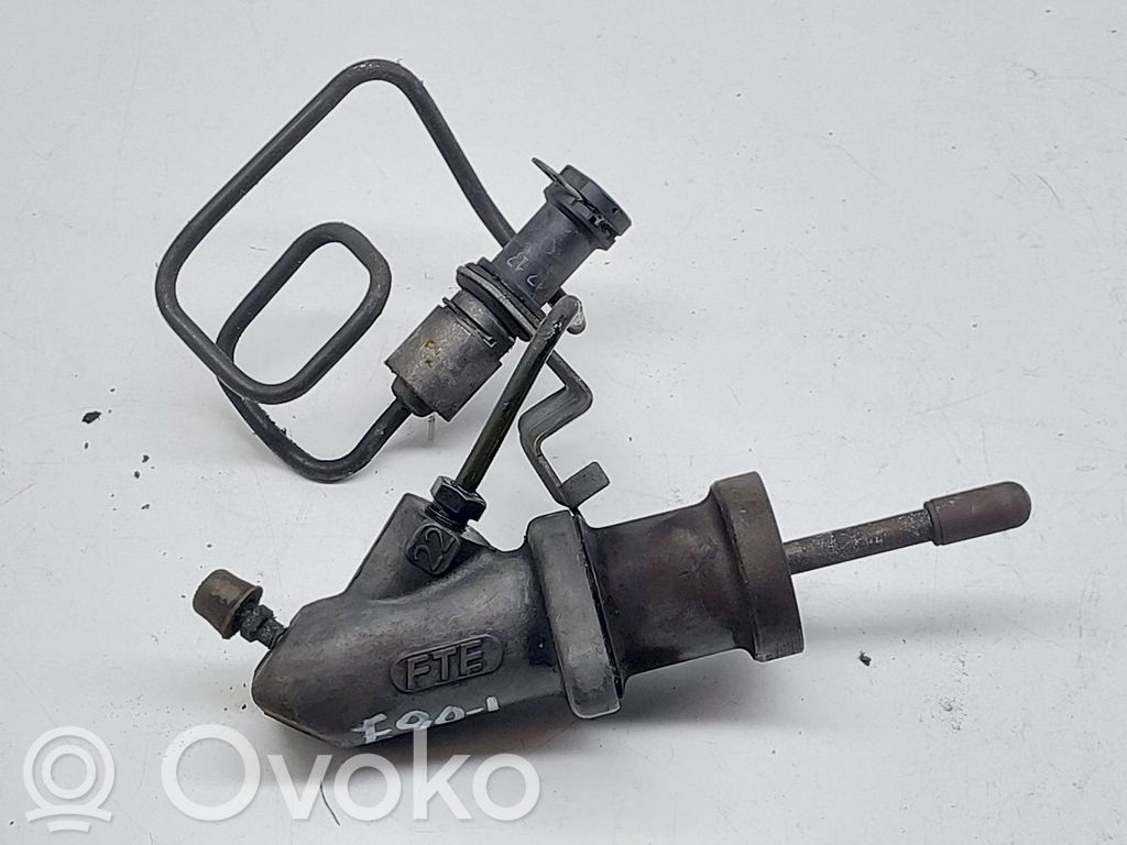 BMW 3 E90 E91 Cilindro maestro de embrague 