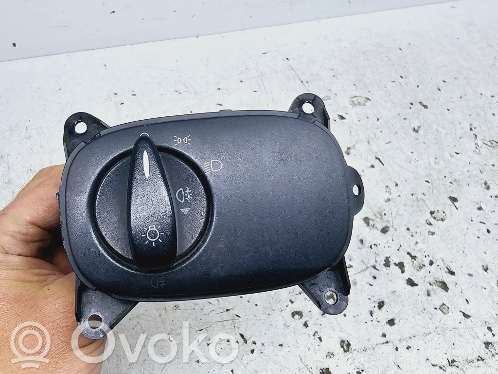 Light switch   YC1T13A024AB