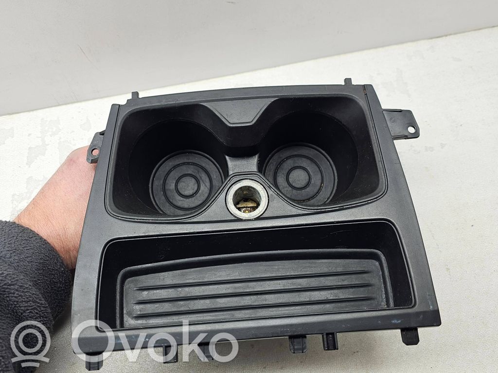 BMW 1 F20 F21 Uchwyt na kubek deski rozdzielczej 