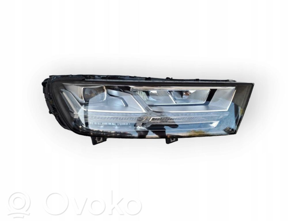 Audi Q7 4M Scheinwerfer 