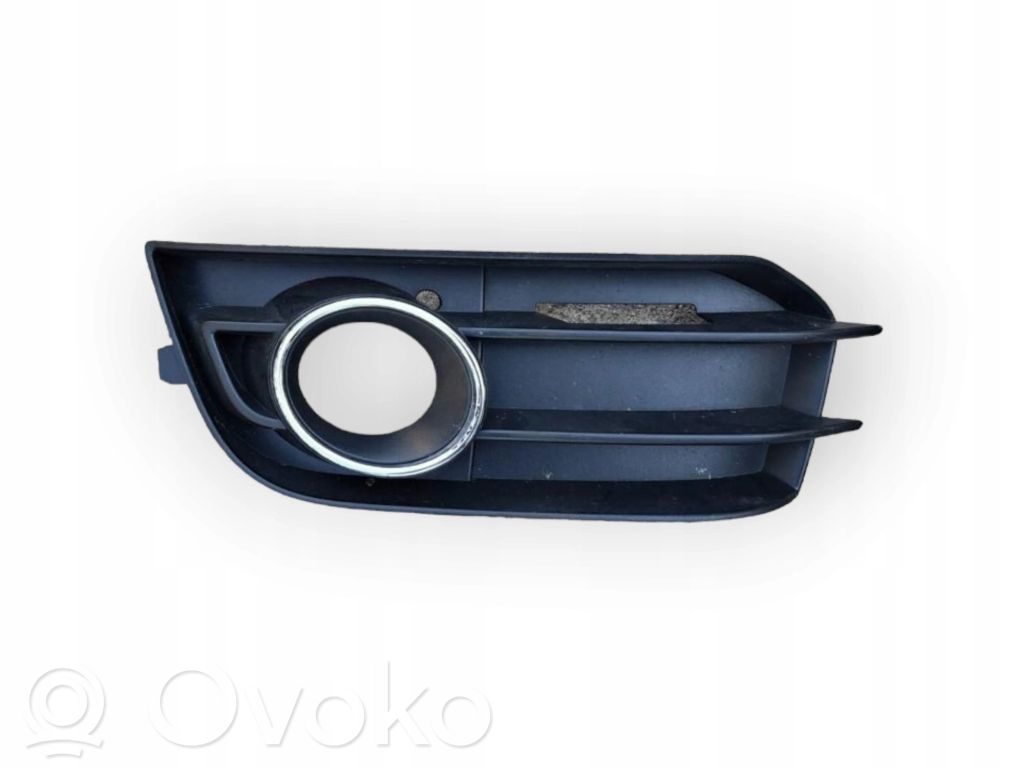 Audi A1 Front fog light trim/grill 