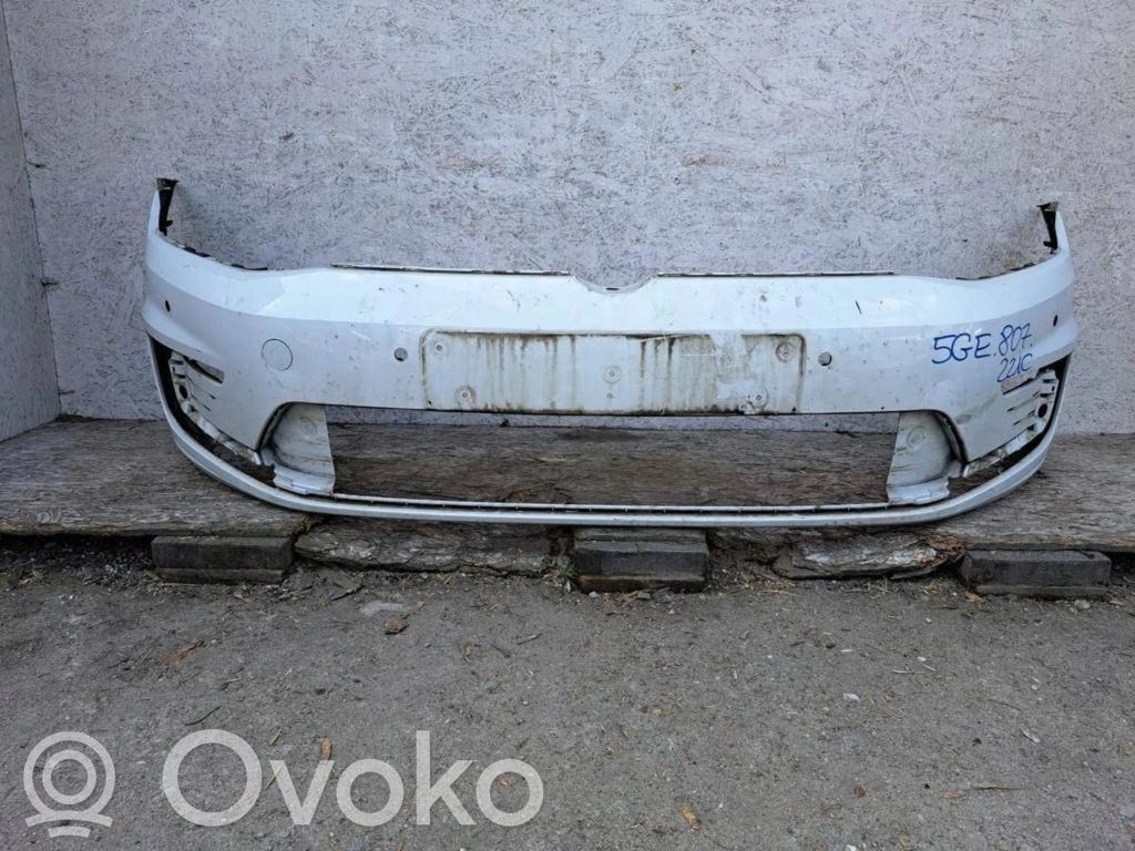 Volkswagen Golf VII Front bumper 