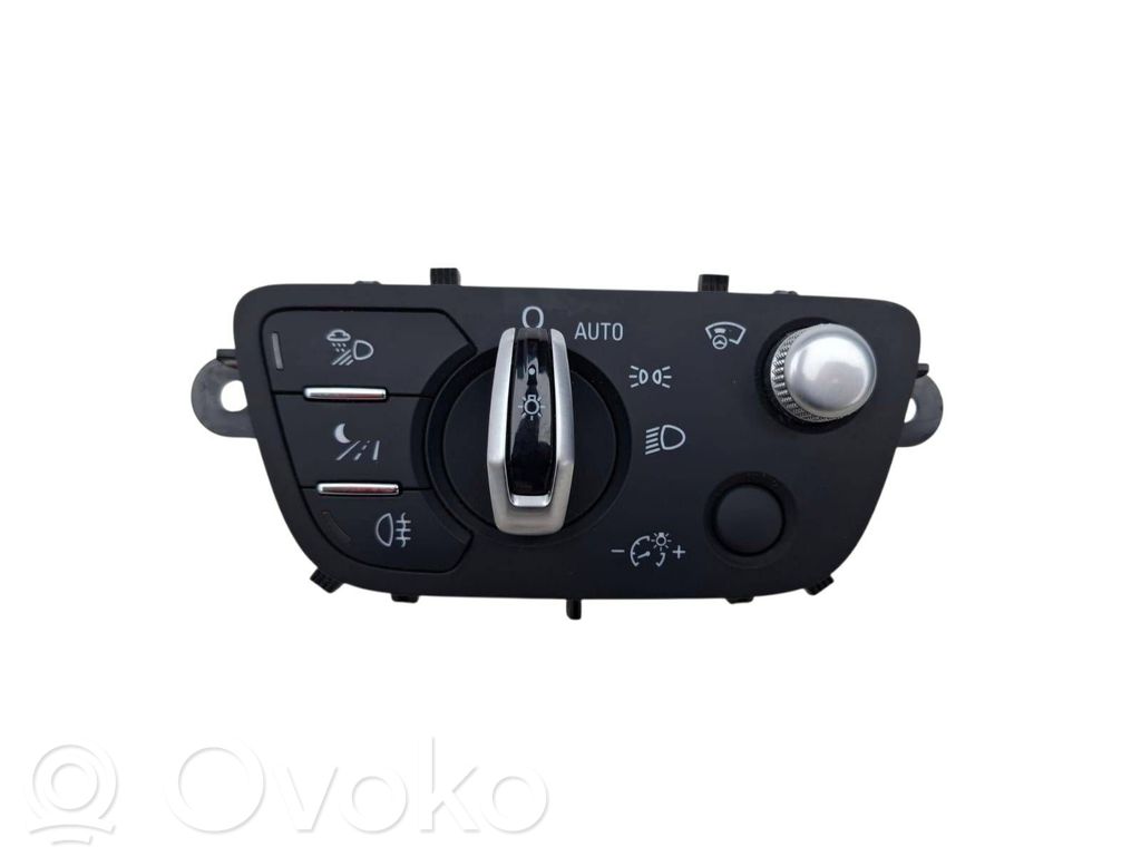 Audi Q7 4M Light switch 