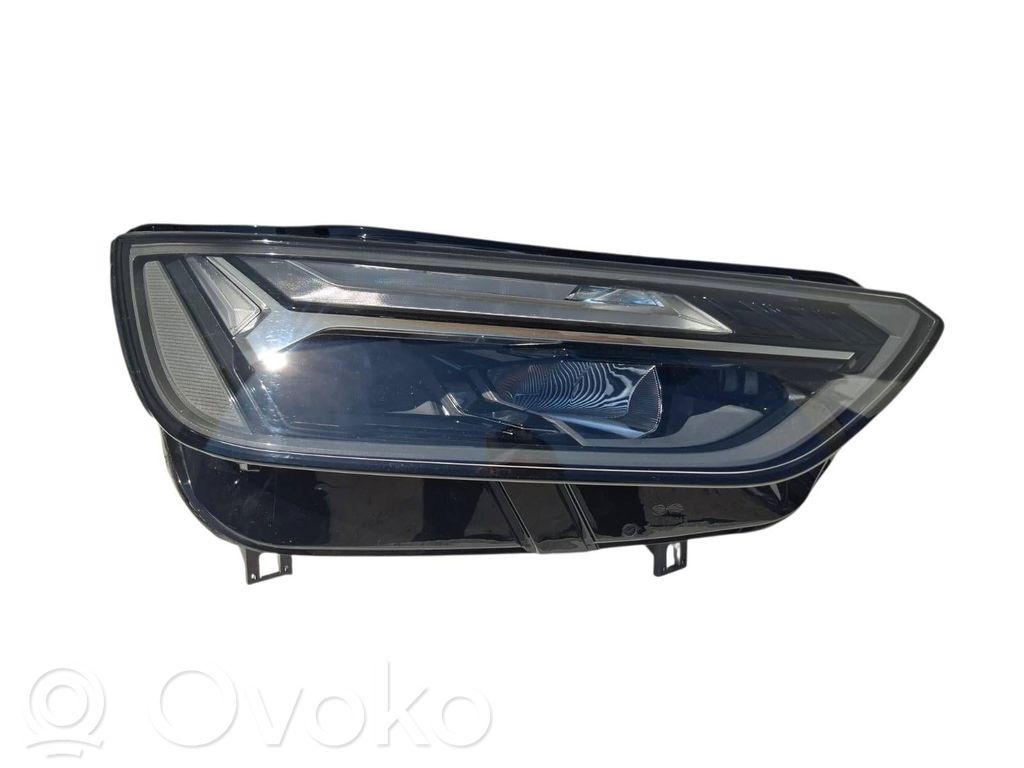 Audi Q5 SQ5 FY Lampa przednia 