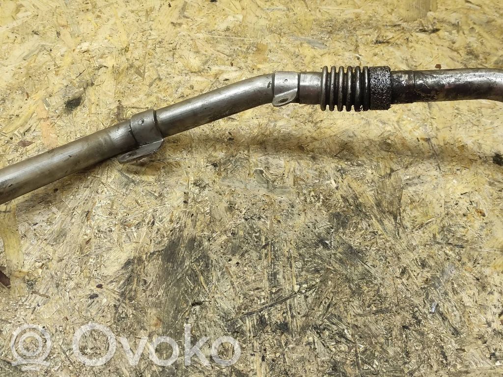Audi A4 S4 B8 8K AGR Abgasrückführung Leitung / Schlauch 