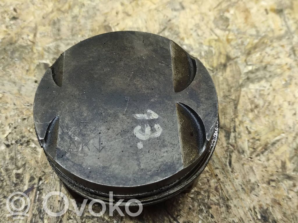 BMW 3 E46 Piston 