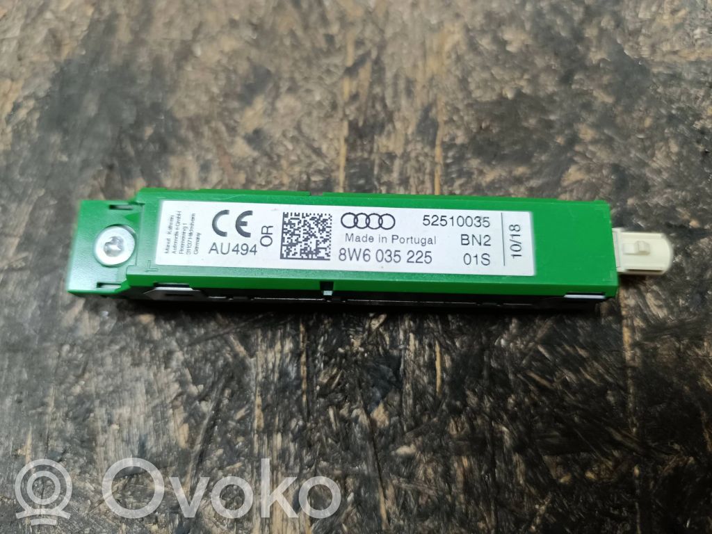 Audi A5 Antenos stiprintuvas 