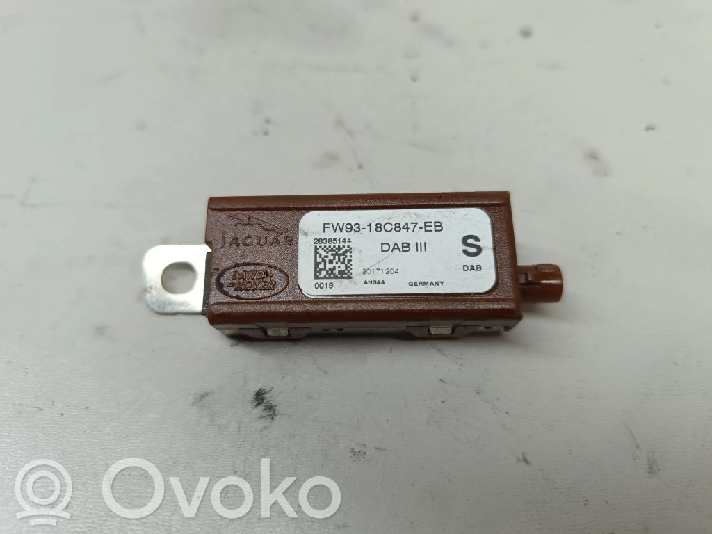 Land Rover Defender Antenos stiprintuvas 