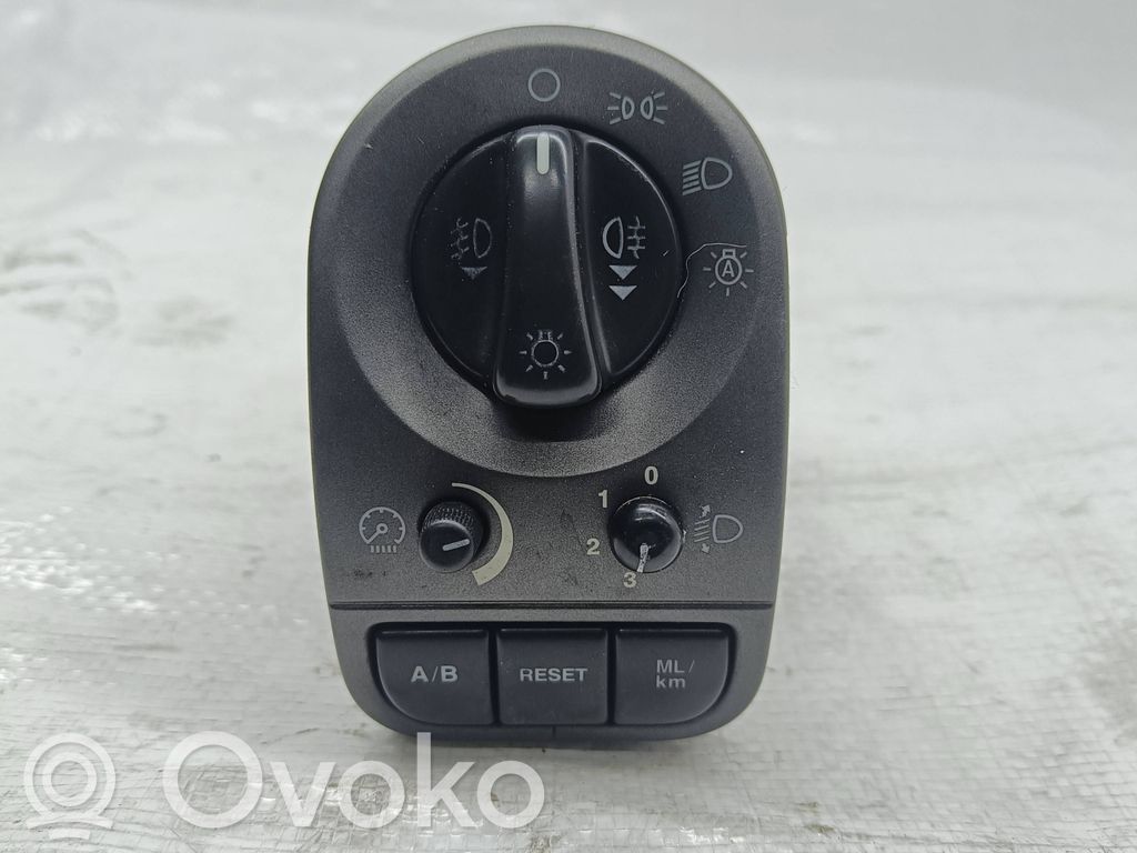 Jaguar X-Type Light switch 