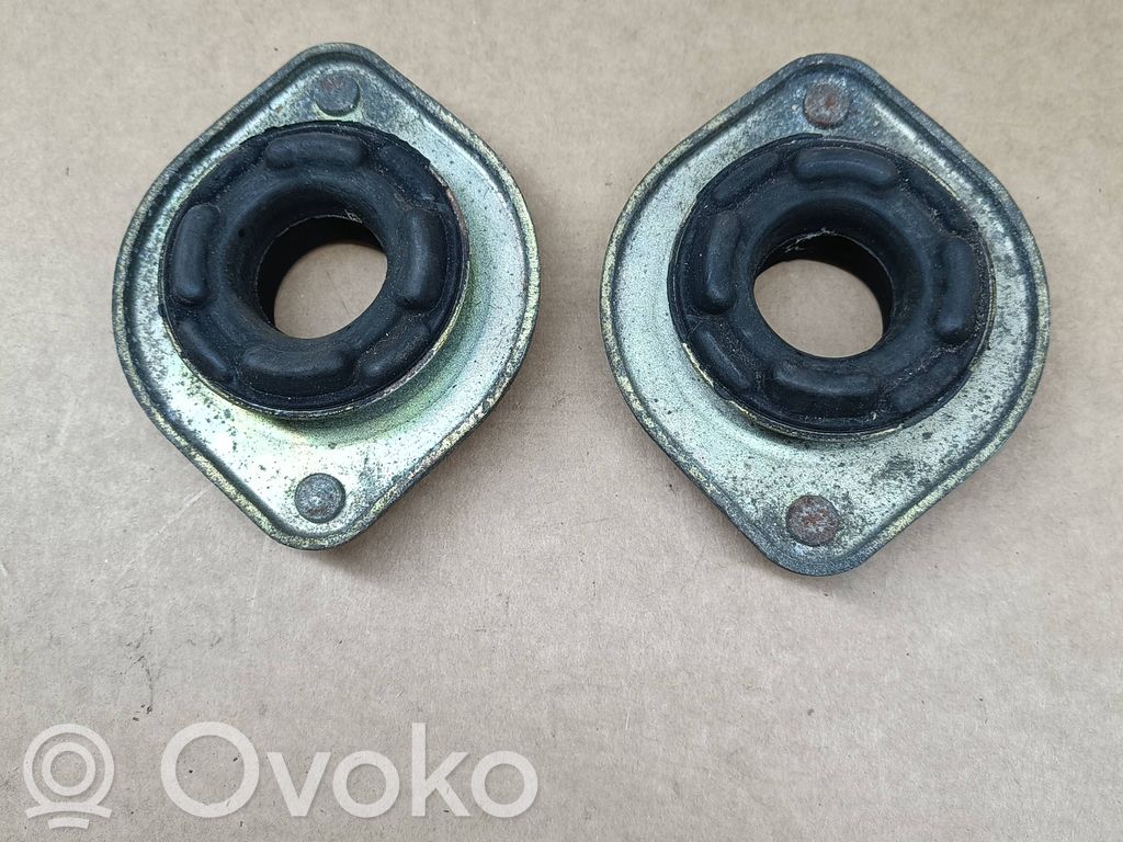 Opel Corsa B Coil spring mount 