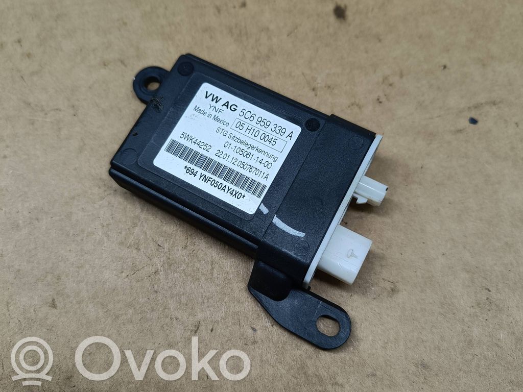 Volkswagen PASSAT B7 USA Module de commande de siège 