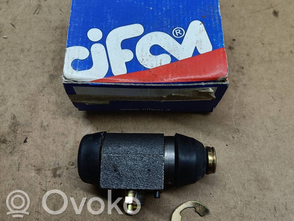 Tylny cylinder hamulcowy   101332,6150109,86VB2261DA