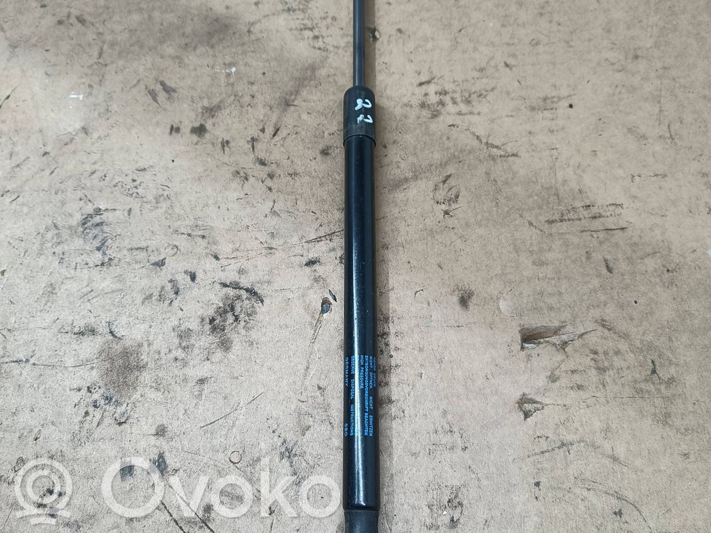 Volkswagen Scirocco Tailgate/trunk strut/damper 