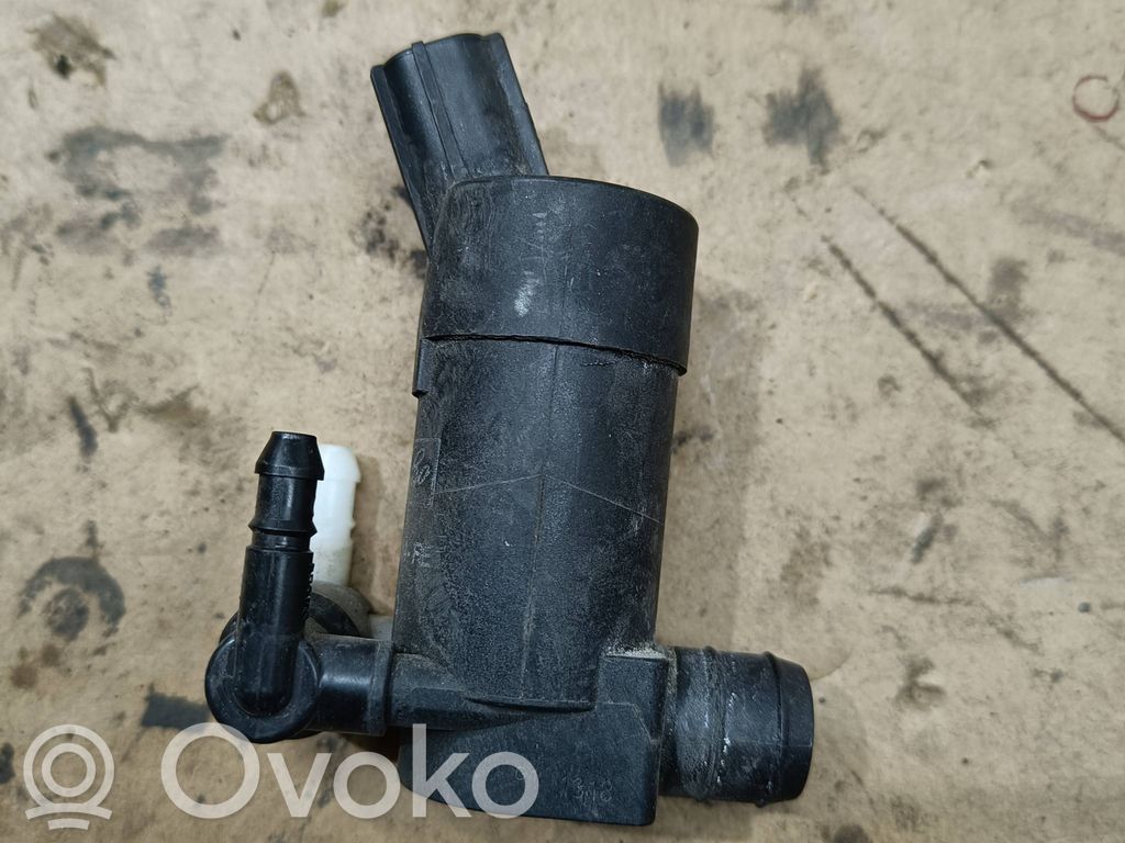 Windscreen/windshield washer pump   1S7117K624FE