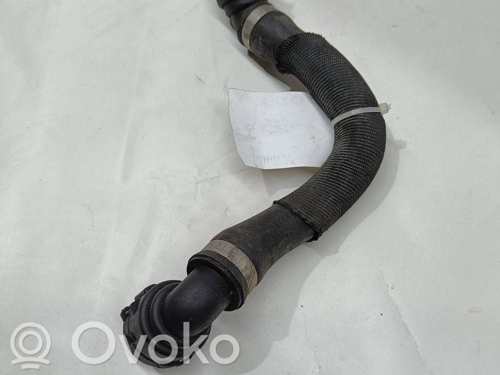 BMW X5 E70 Engine coolant pipe/hose 